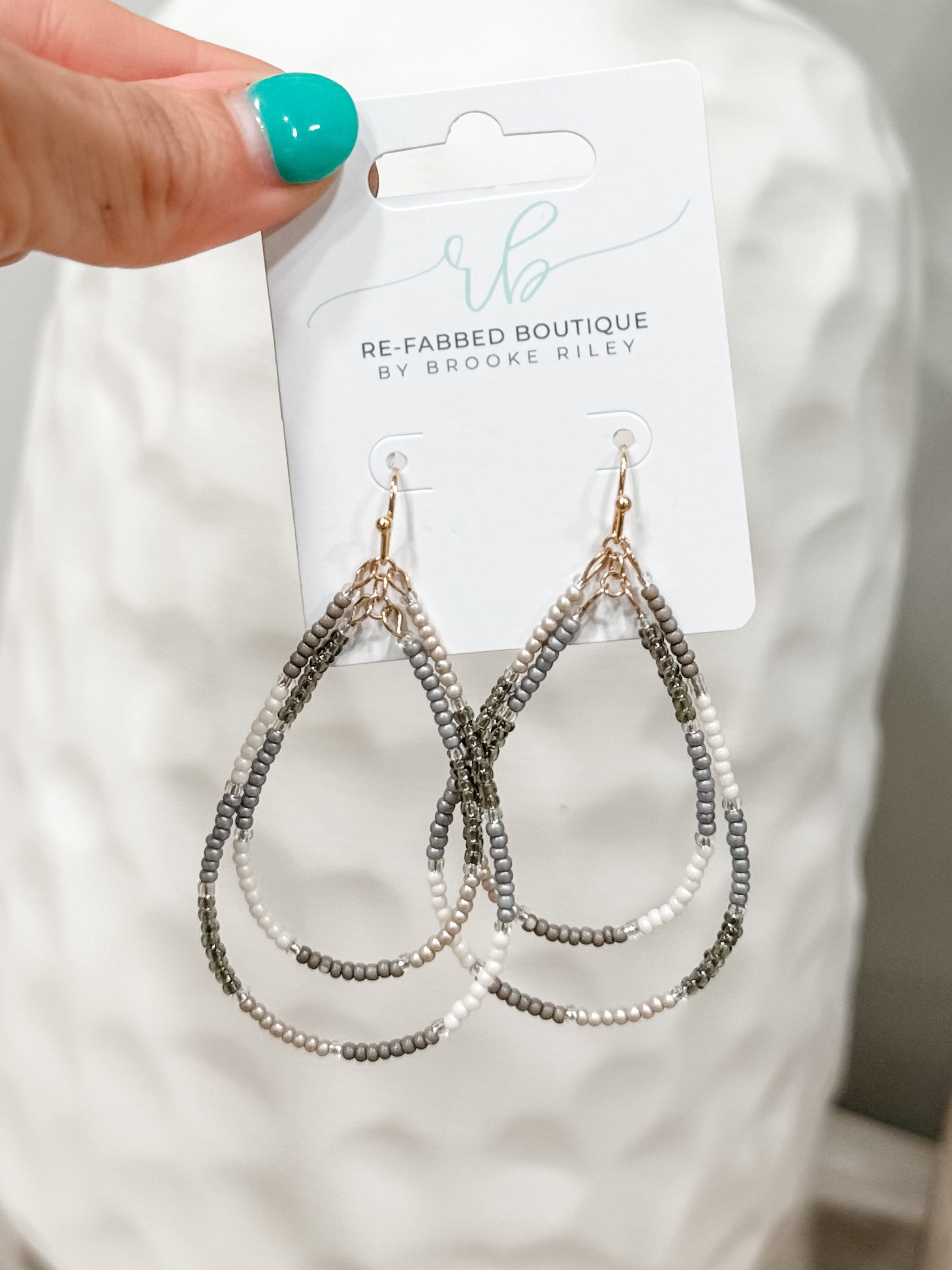 Crystal Clear Earring - Grey