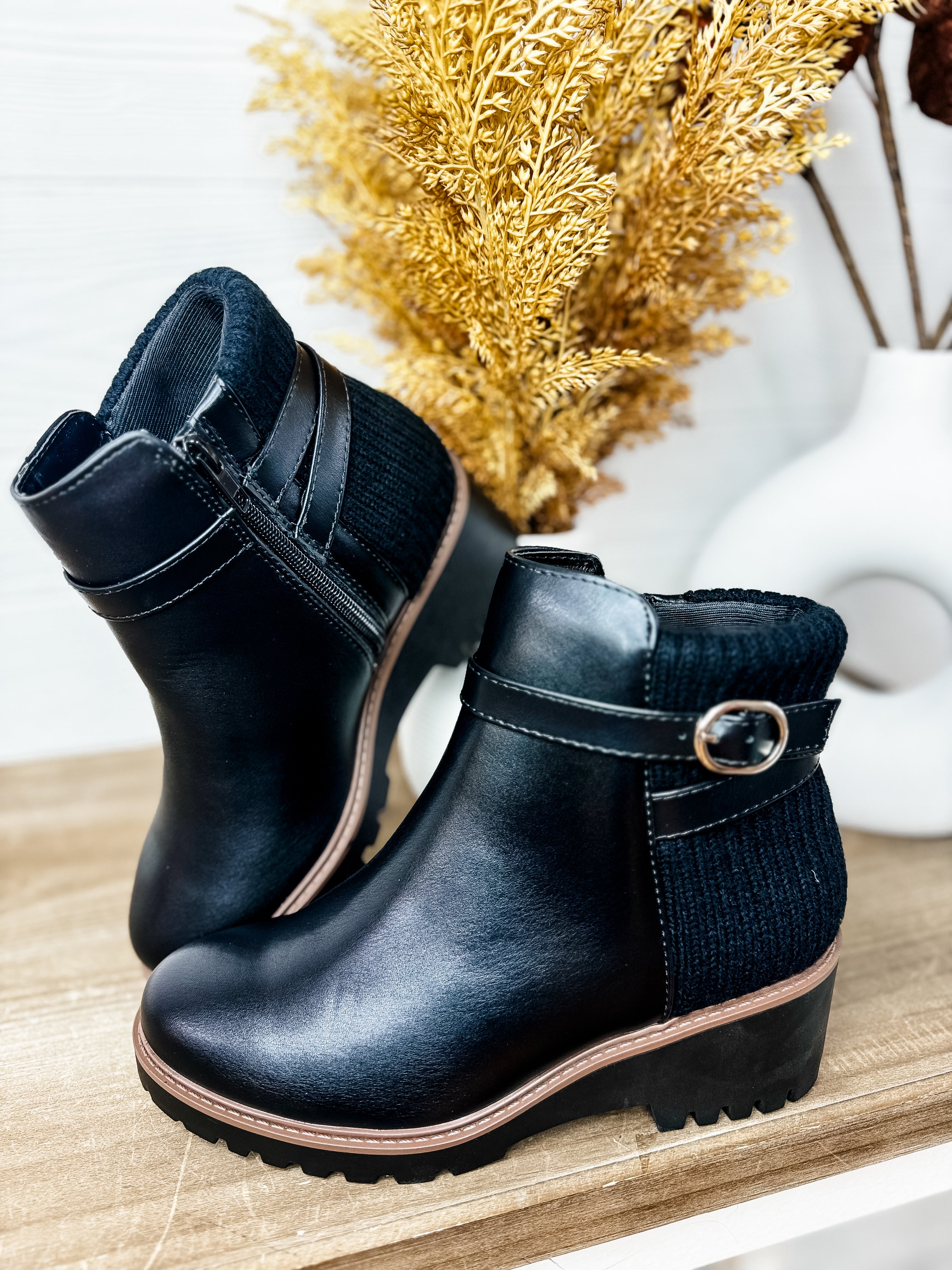 Aeson Boot - Black