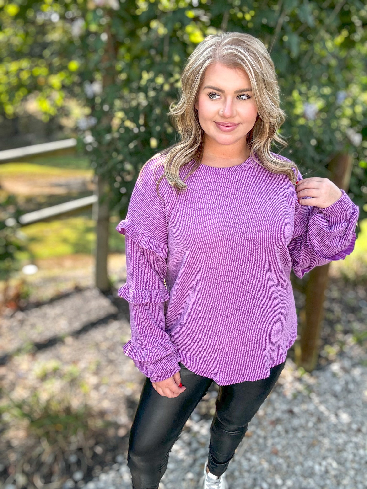 Adoring Glance Top - Magenta