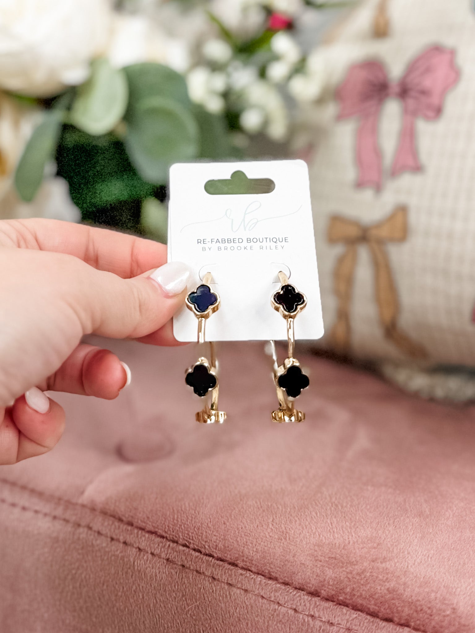 Lucky Clover Earrings - Black