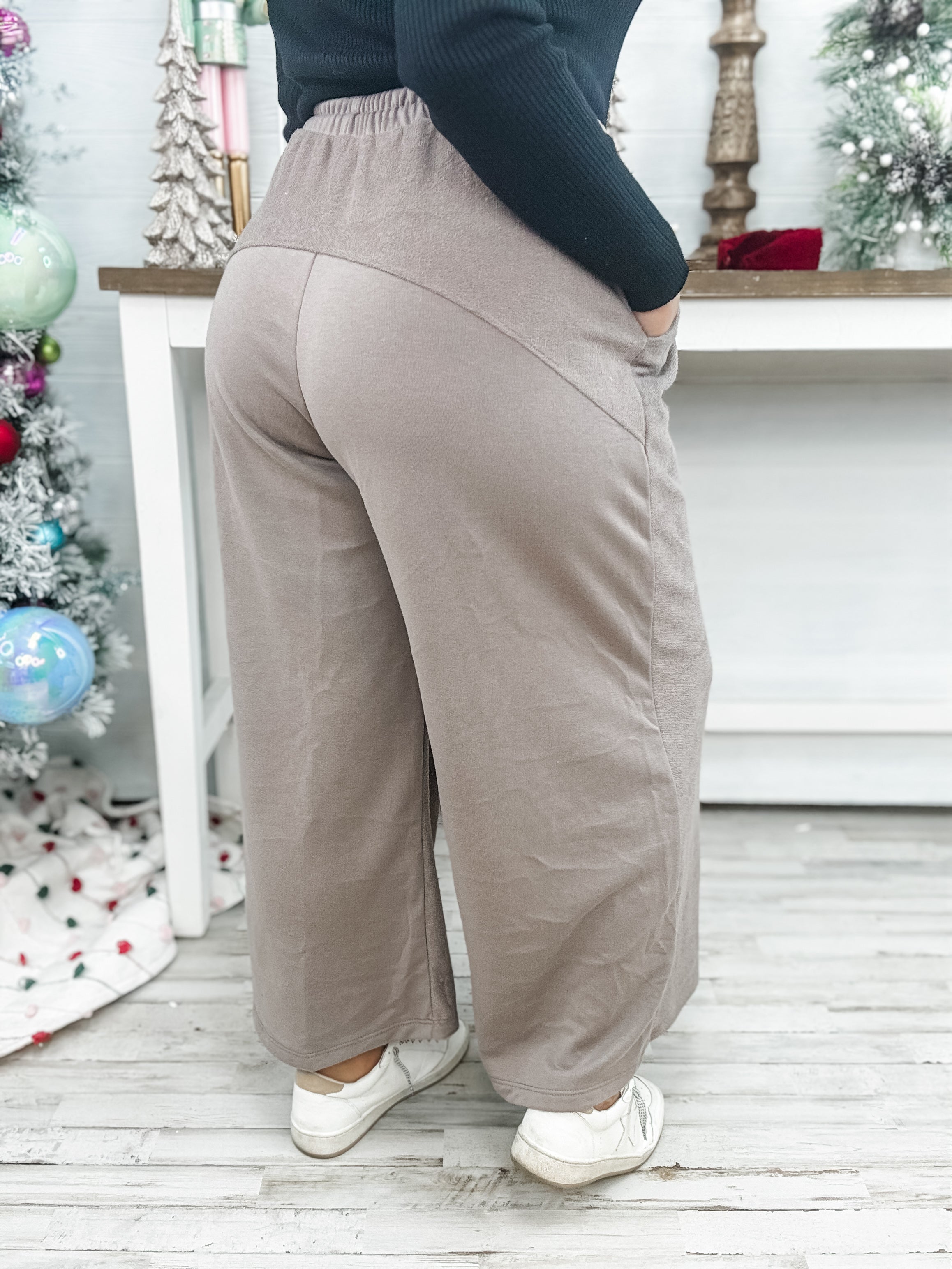 Contrast Comfort Sweatpants - Mocha