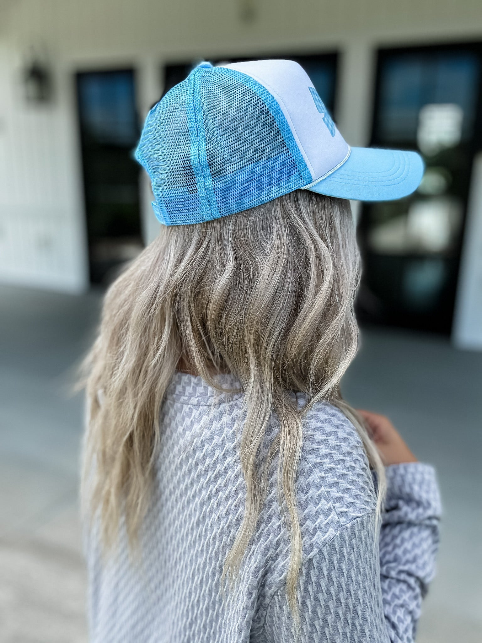 Checkered Bow Trucker Hat - Blue