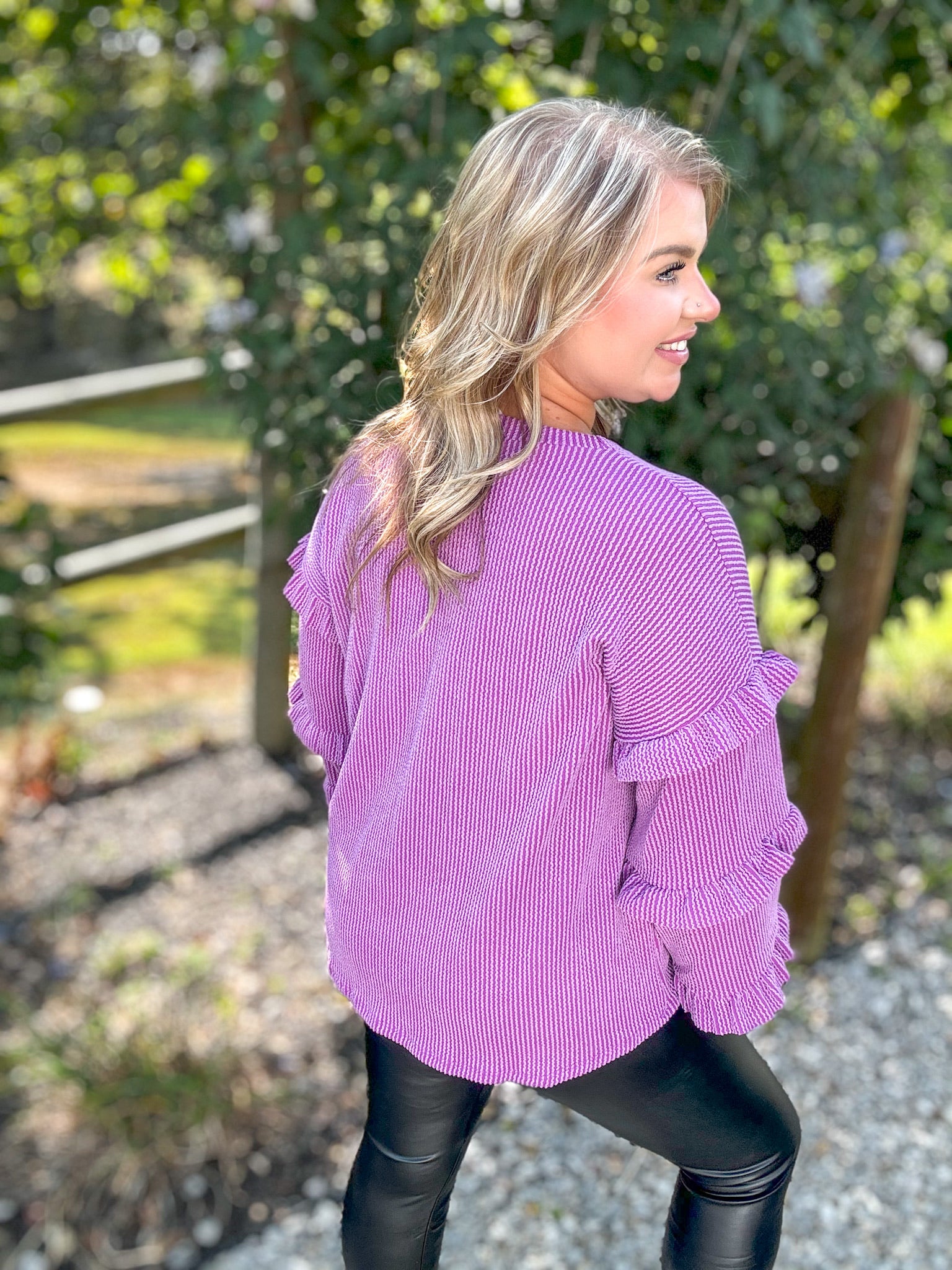 Adoring Glance Top - Magenta