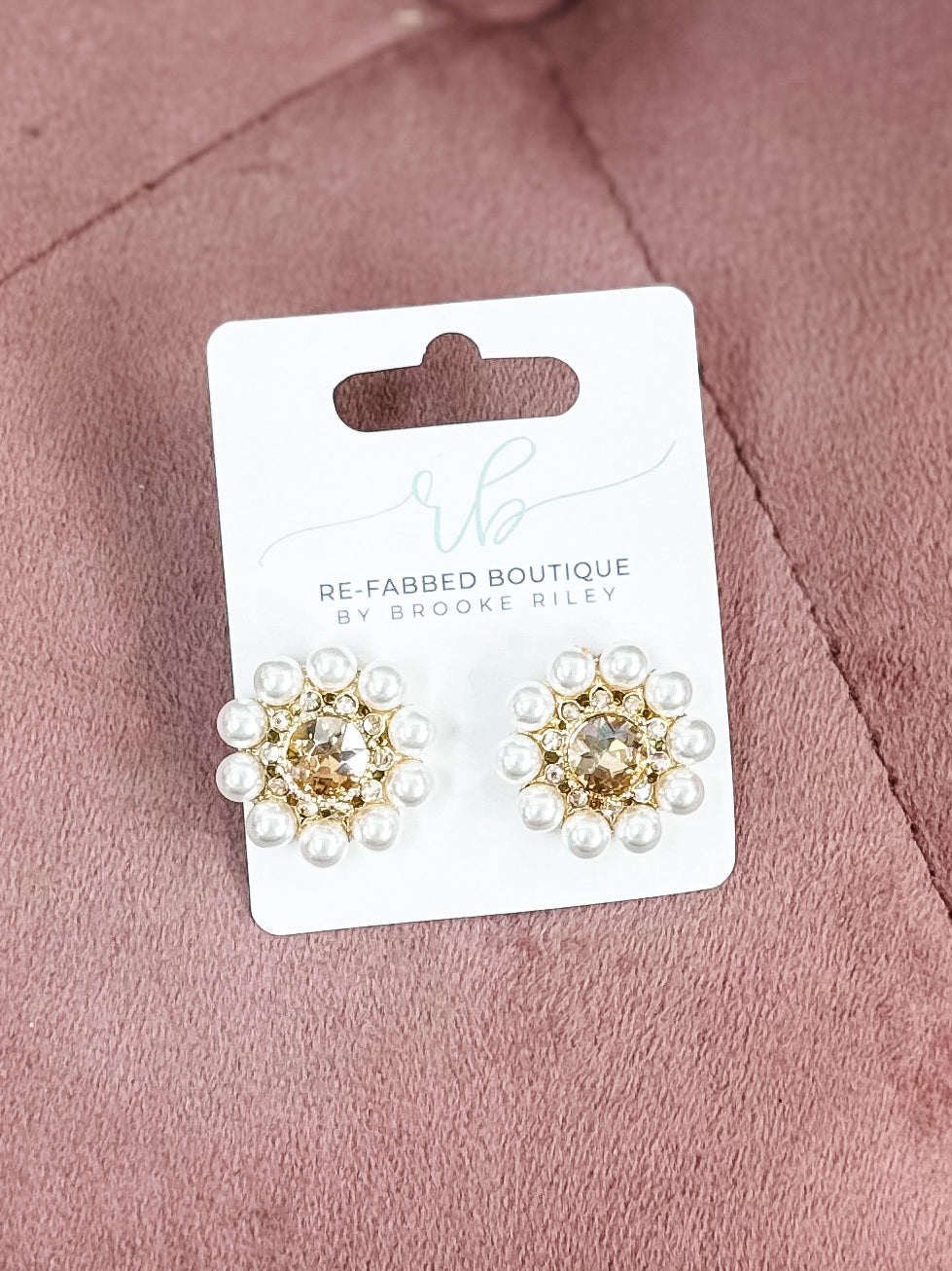 Pearl Flower Earrings - Gold